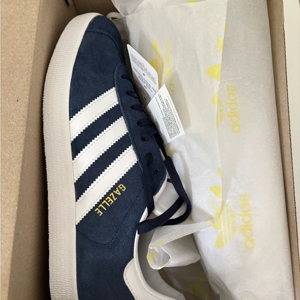 Adidas Gazelle Collegiate Navy & White brand new - Picture 4 of 6